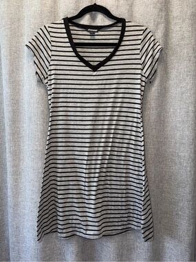 Joe Boxer Black and Gray Striped Tee Dress Medium